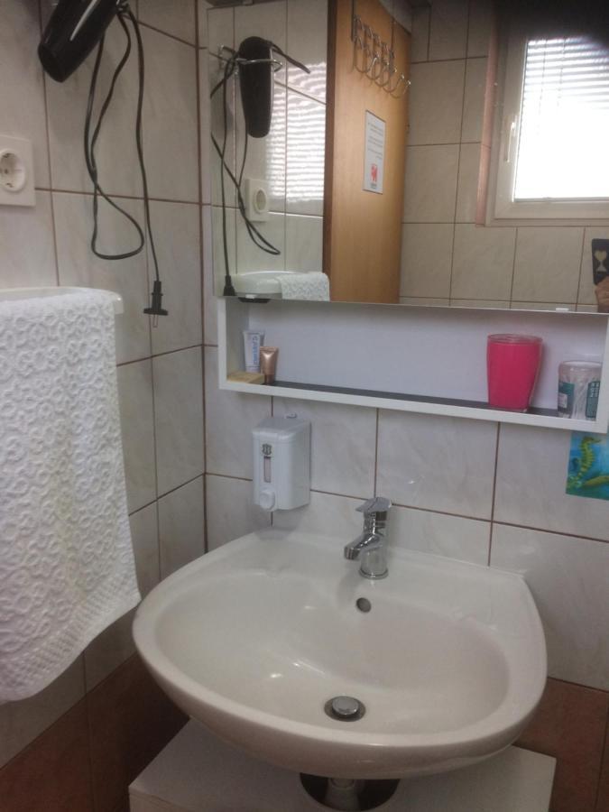 Botic Apartments Šilo Eksteriør billede