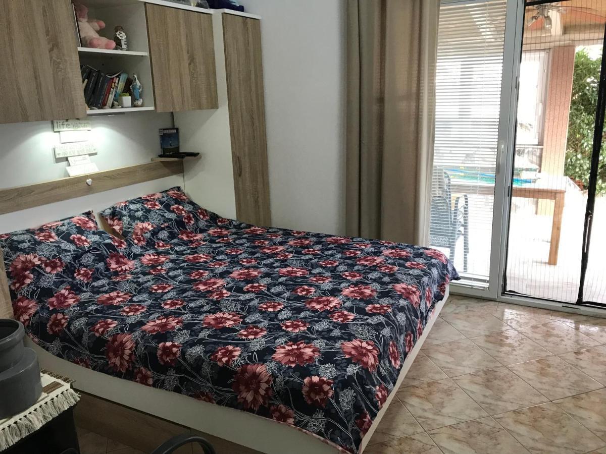 Botic Apartments Šilo Eksteriør billede