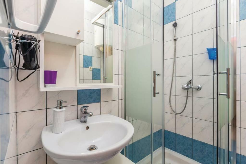 Botic Apartments Šilo Eksteriør billede